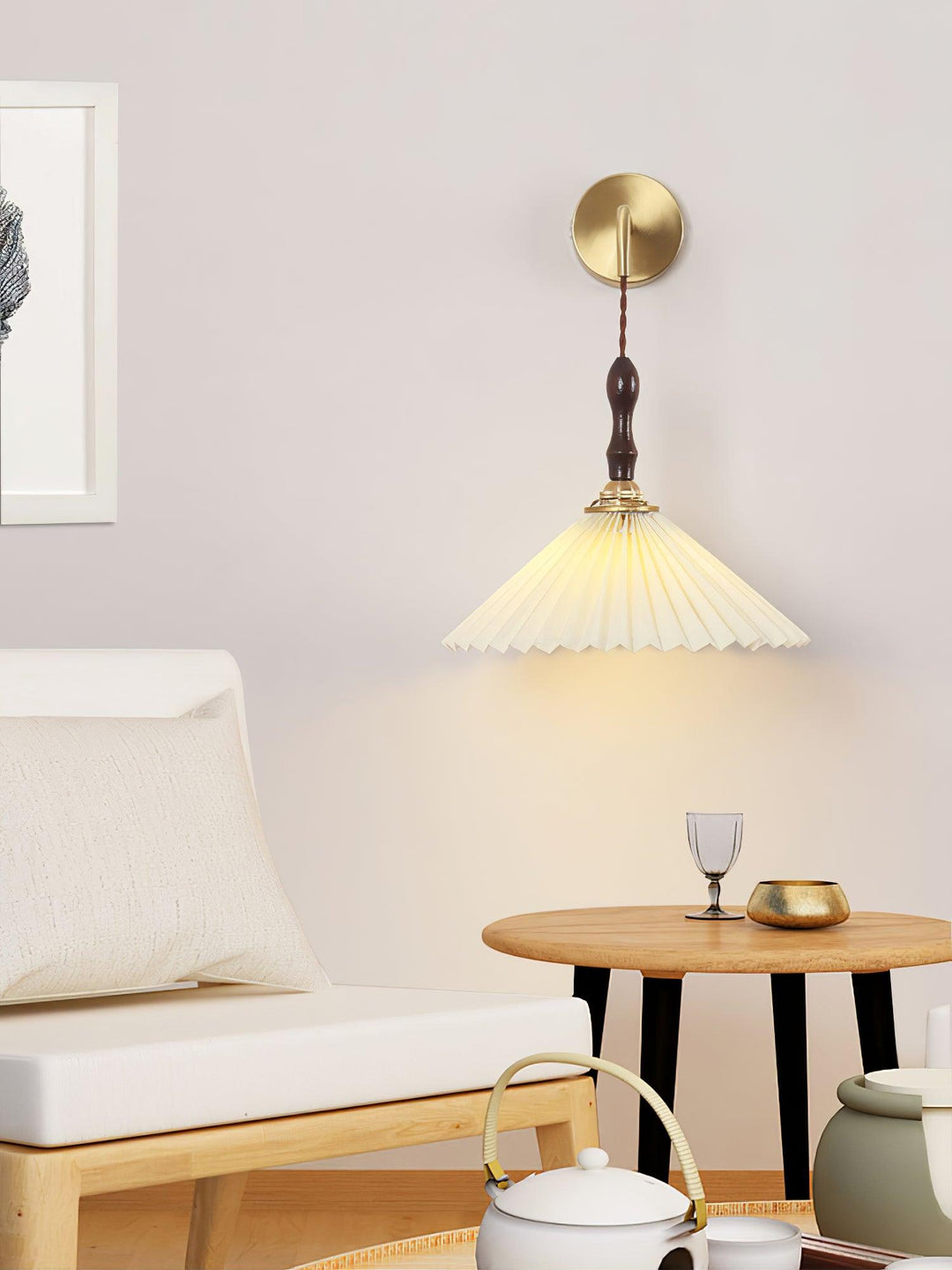 Fållad Trävägglampa