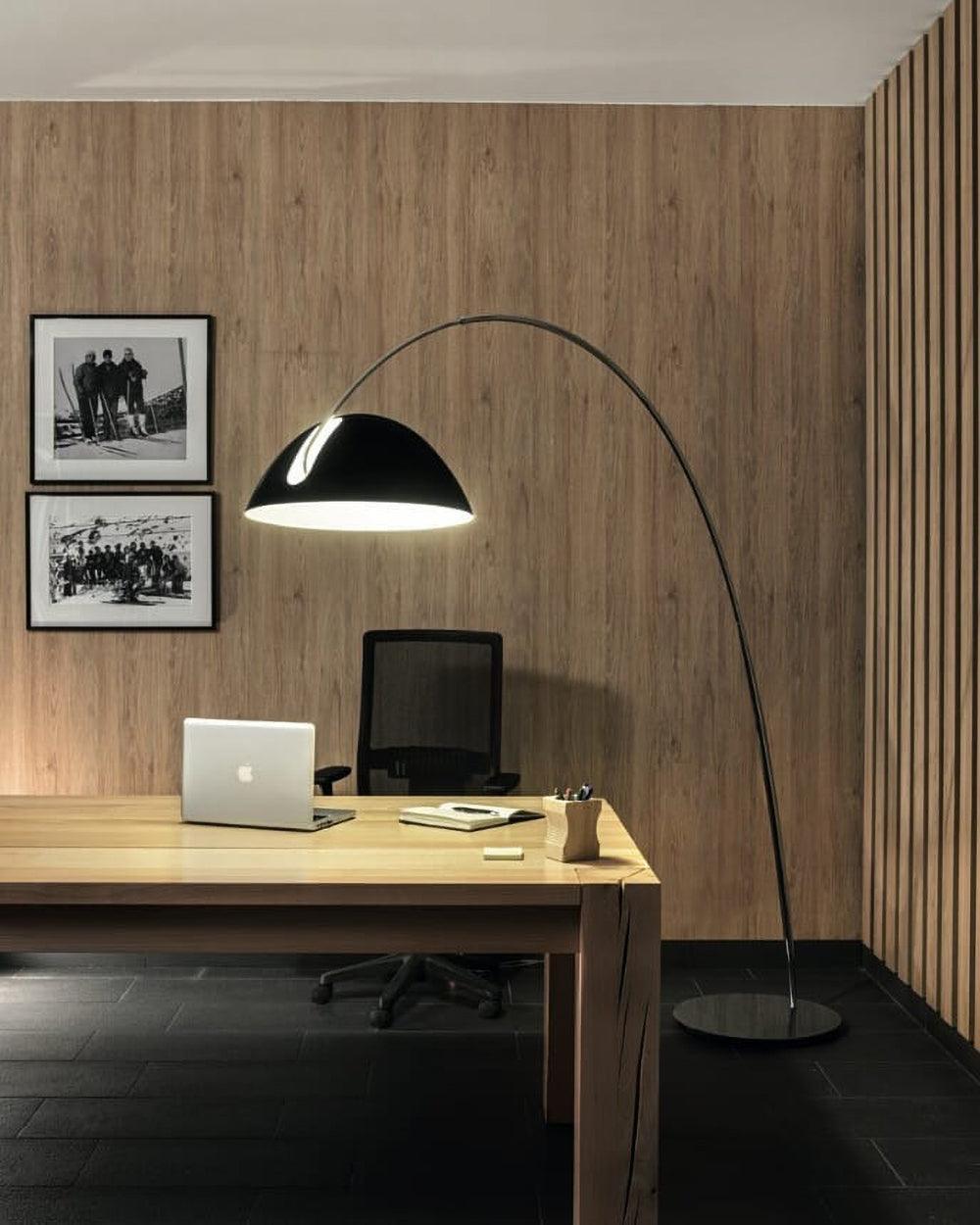 Verse Arc Golvlampa