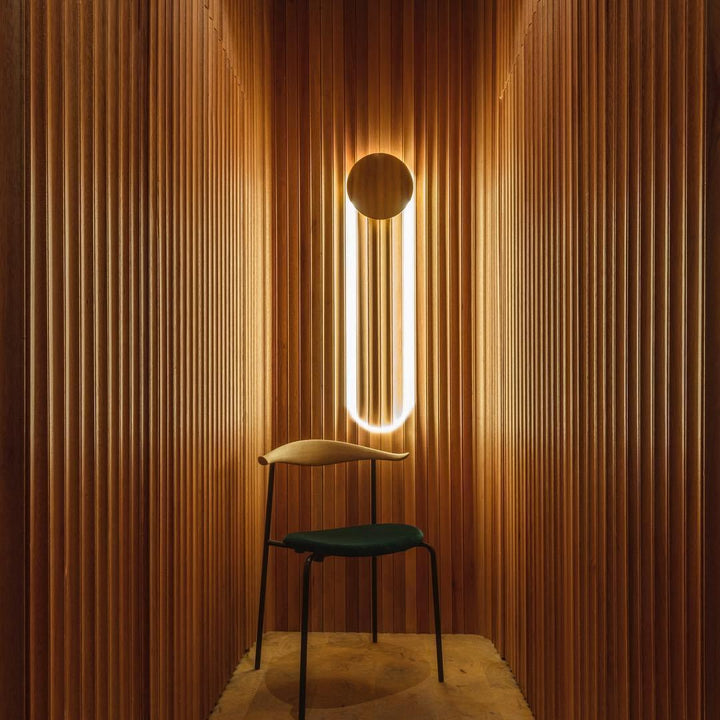 RA Vägglampa