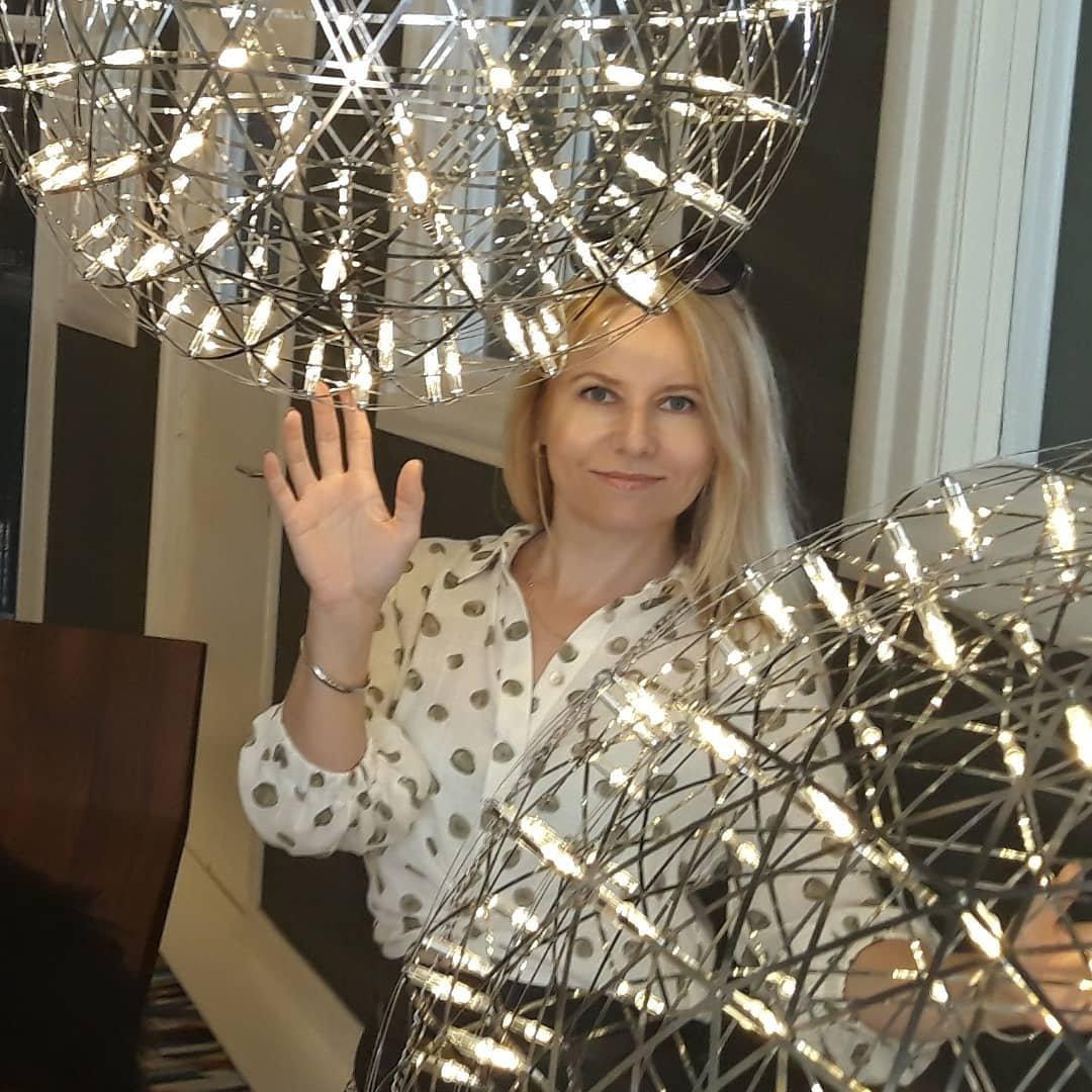 Silver Spark Ball Pendellampa