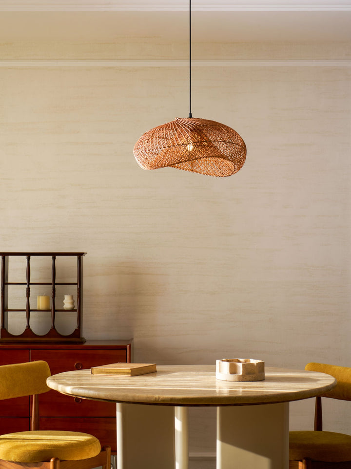 Rattan Wave Pendellampa