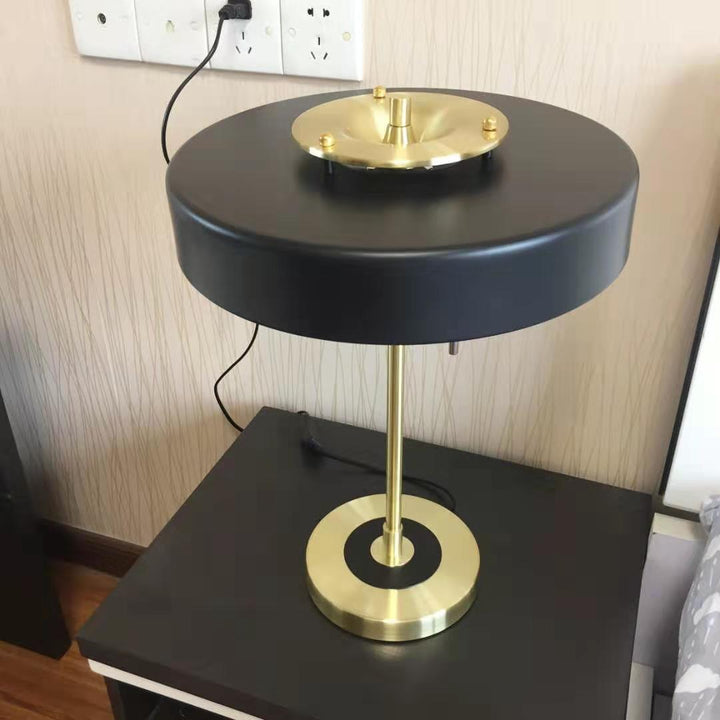 Revolve Bordslampa