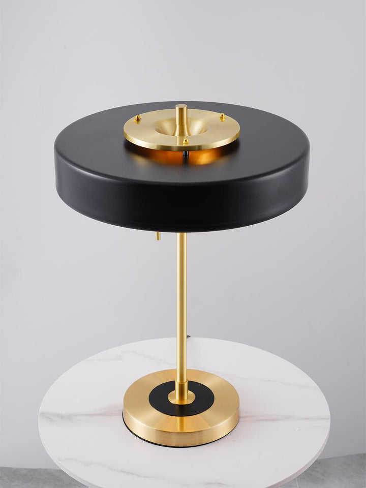 Revolve Bordslampa