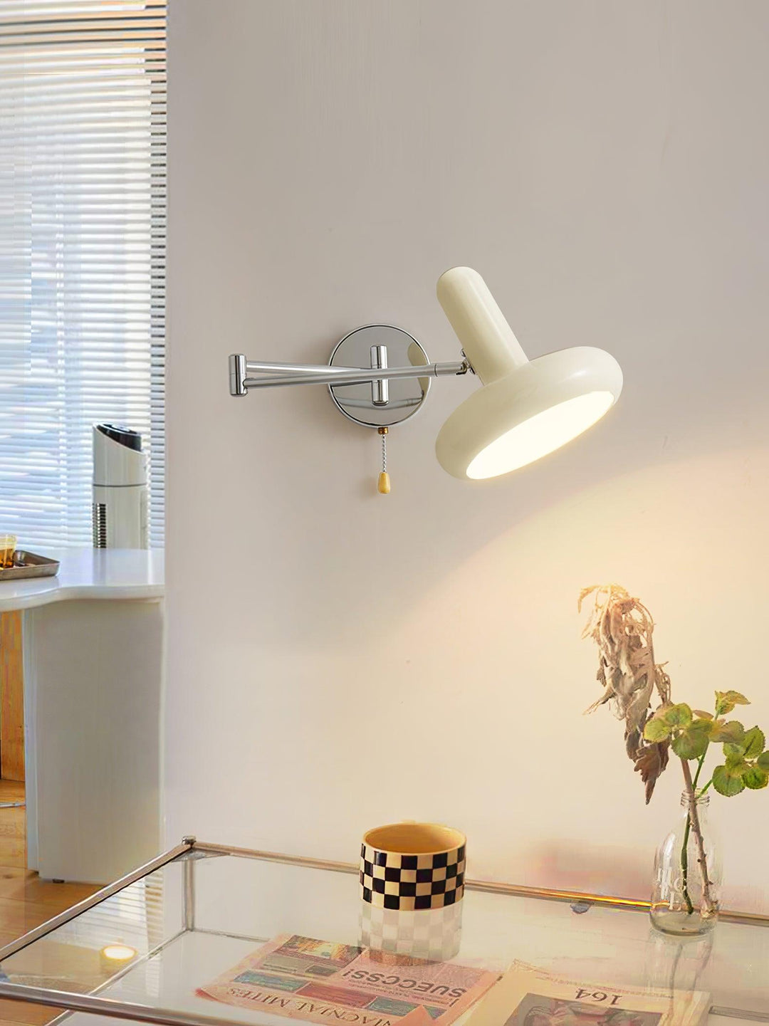 Rocker Vägglampa