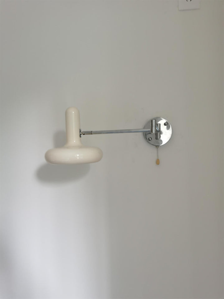 Rocker Vägglampa