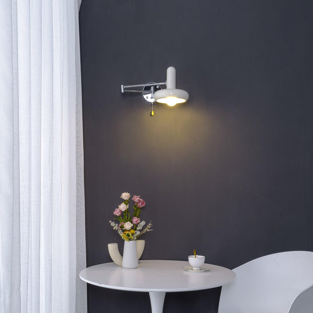 Rocker Vägglampa