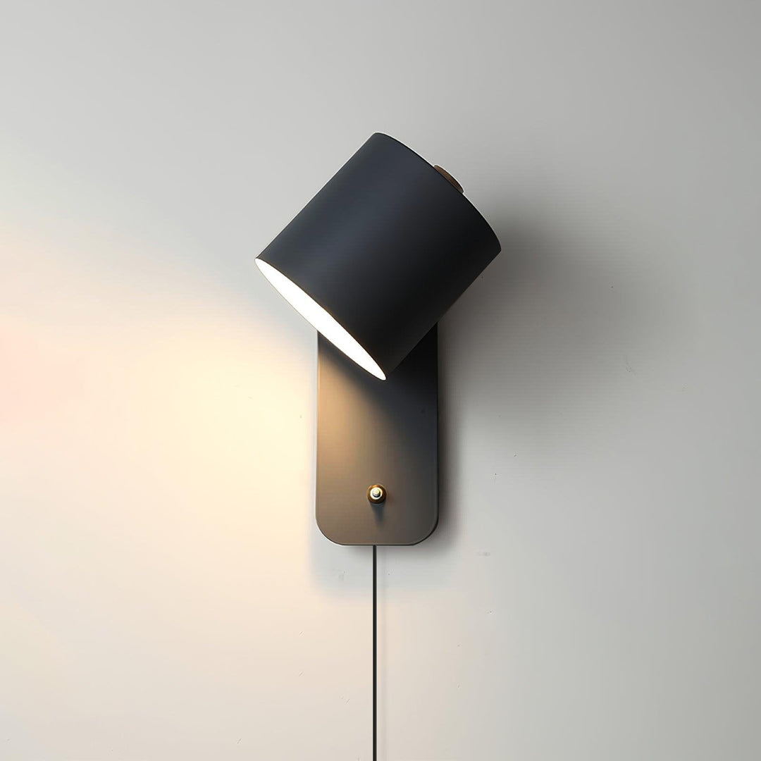 Rotbar Cylinder Vägglampa med Stickkontakt