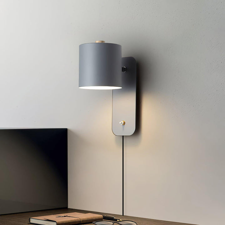 Rotbar Cylinder Vägglampa med Stickkontakt