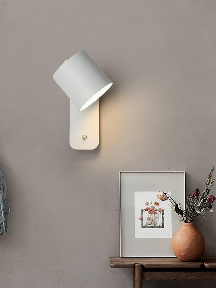 Rotbar Cylinder Vägglampa