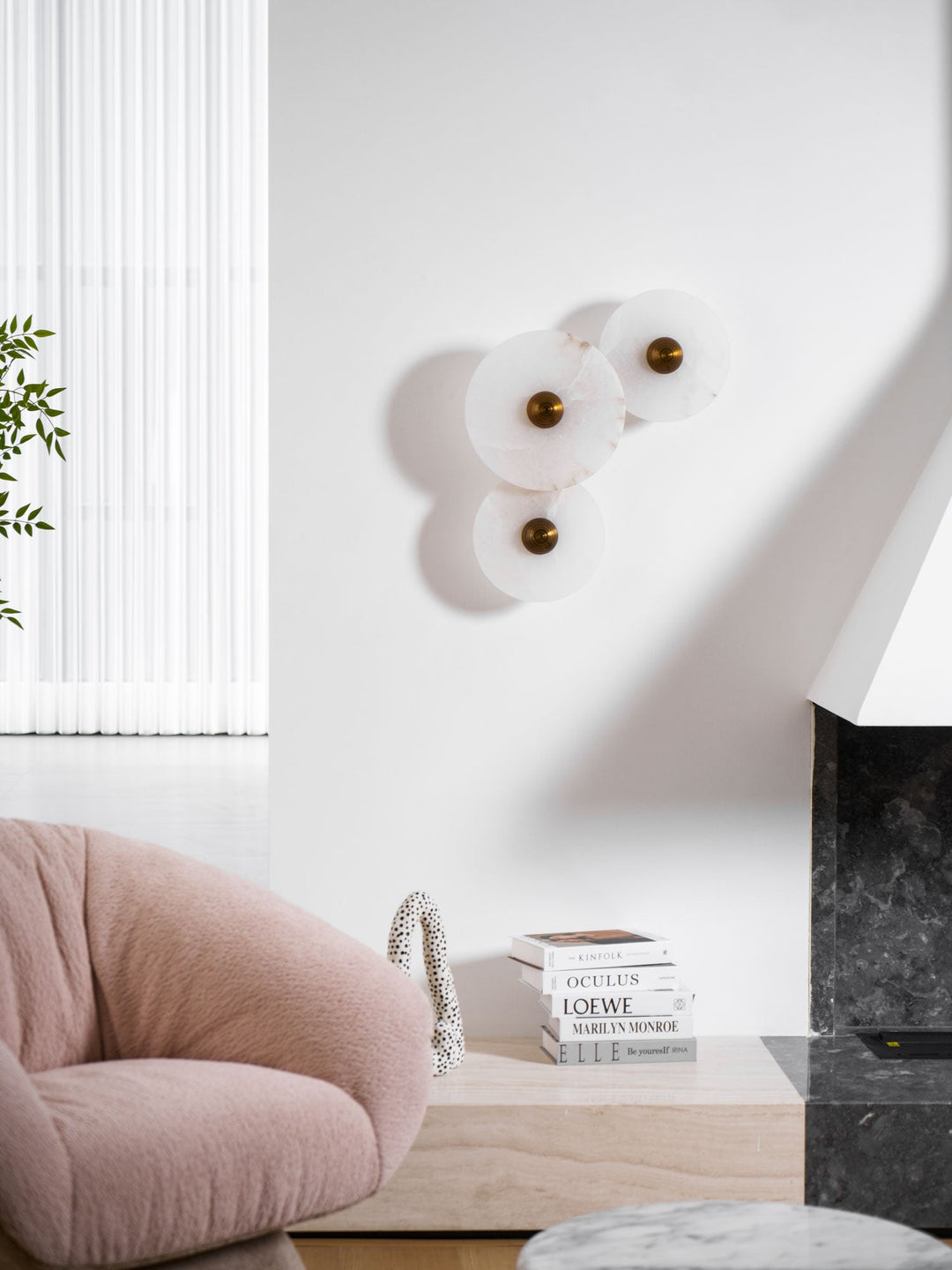 Nayra Alabaster Vägglampa