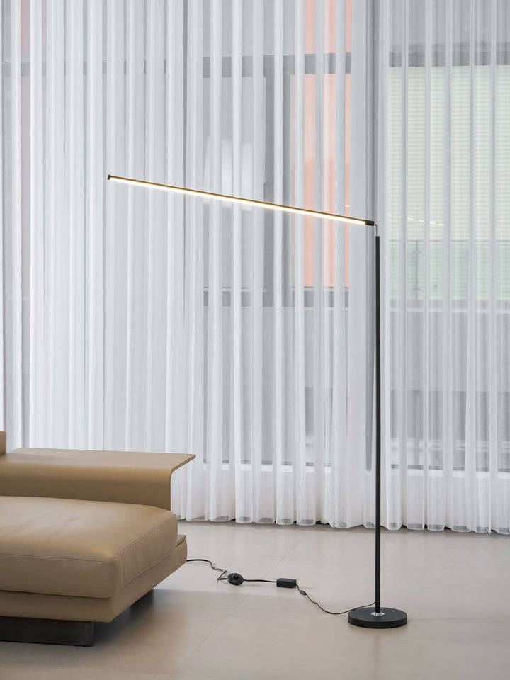 Selene Slim Golvlampa