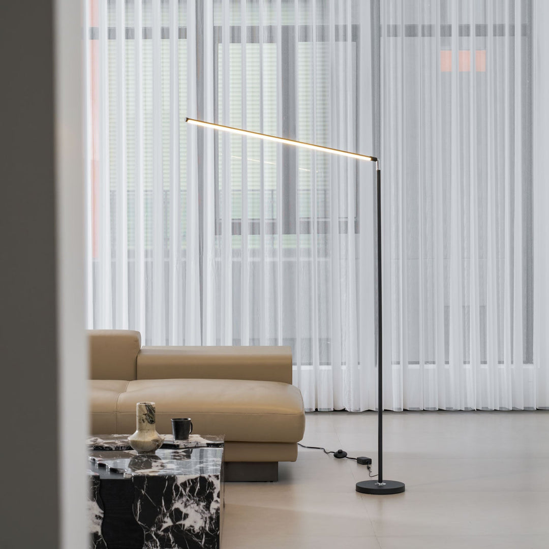 Selene Slim Golvlampa