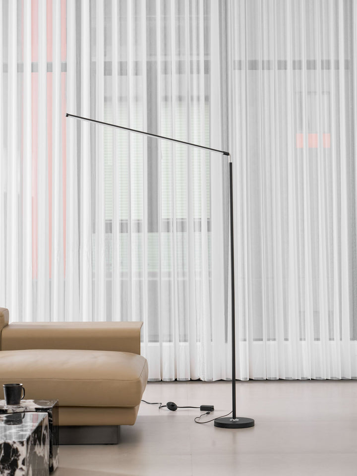 Selene Slim Golvlampa