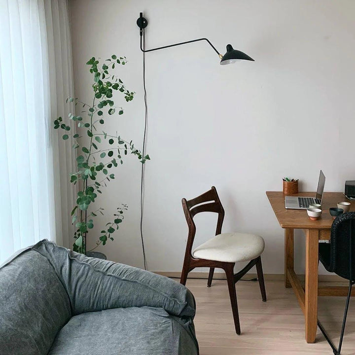 Mångsidig Vägglampa med Arm