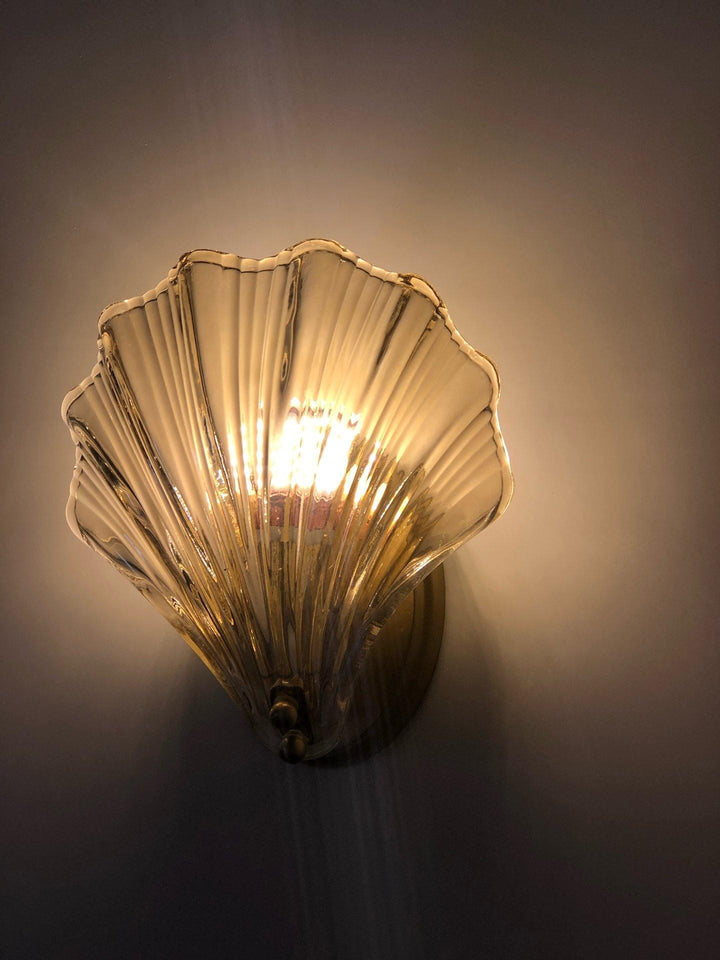 Skalvägglampa