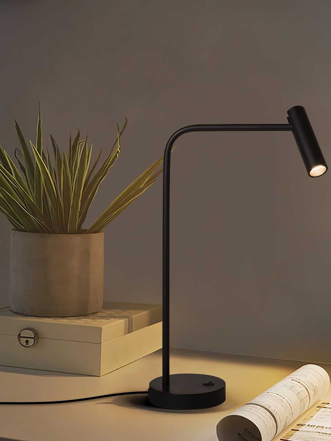 Slimmat Bordslampa