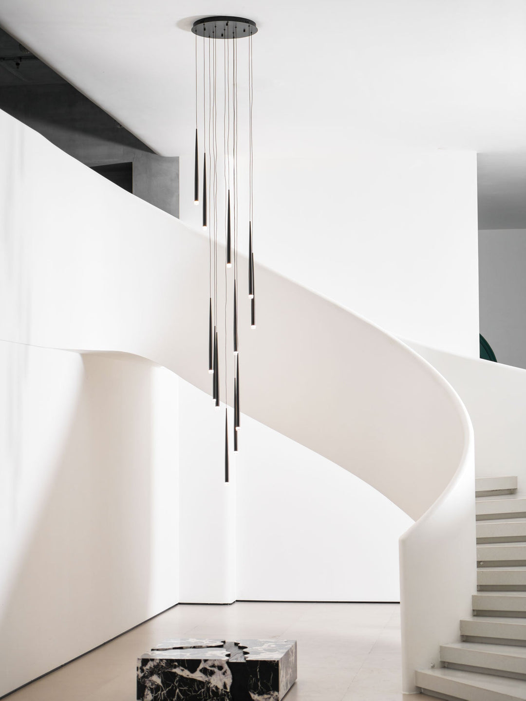 Slank Kegel Chandelier
