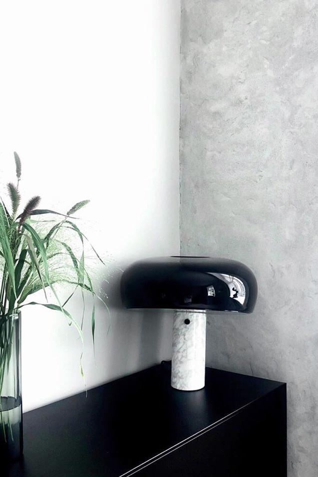 Nucleus Marmor Bordslampa