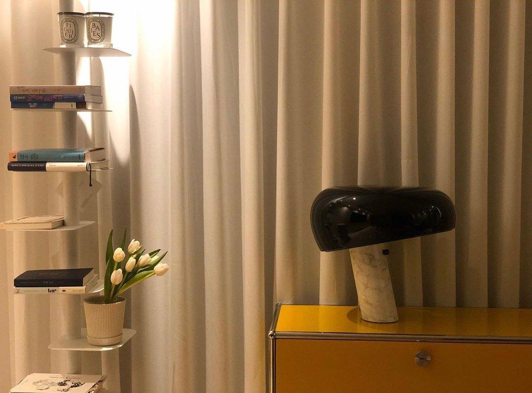 Nucleus Marmor Bordslampa