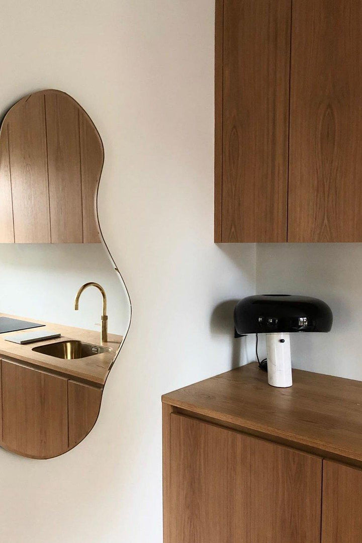 Nucleus Marmor Bordslampa