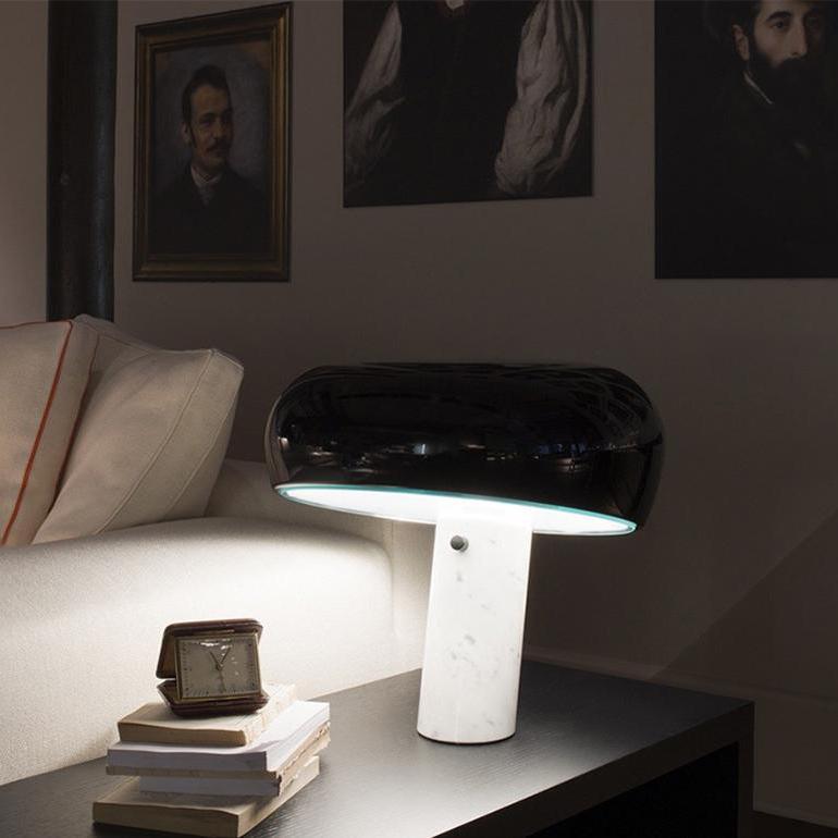Nucleus Marmor Bordslampa