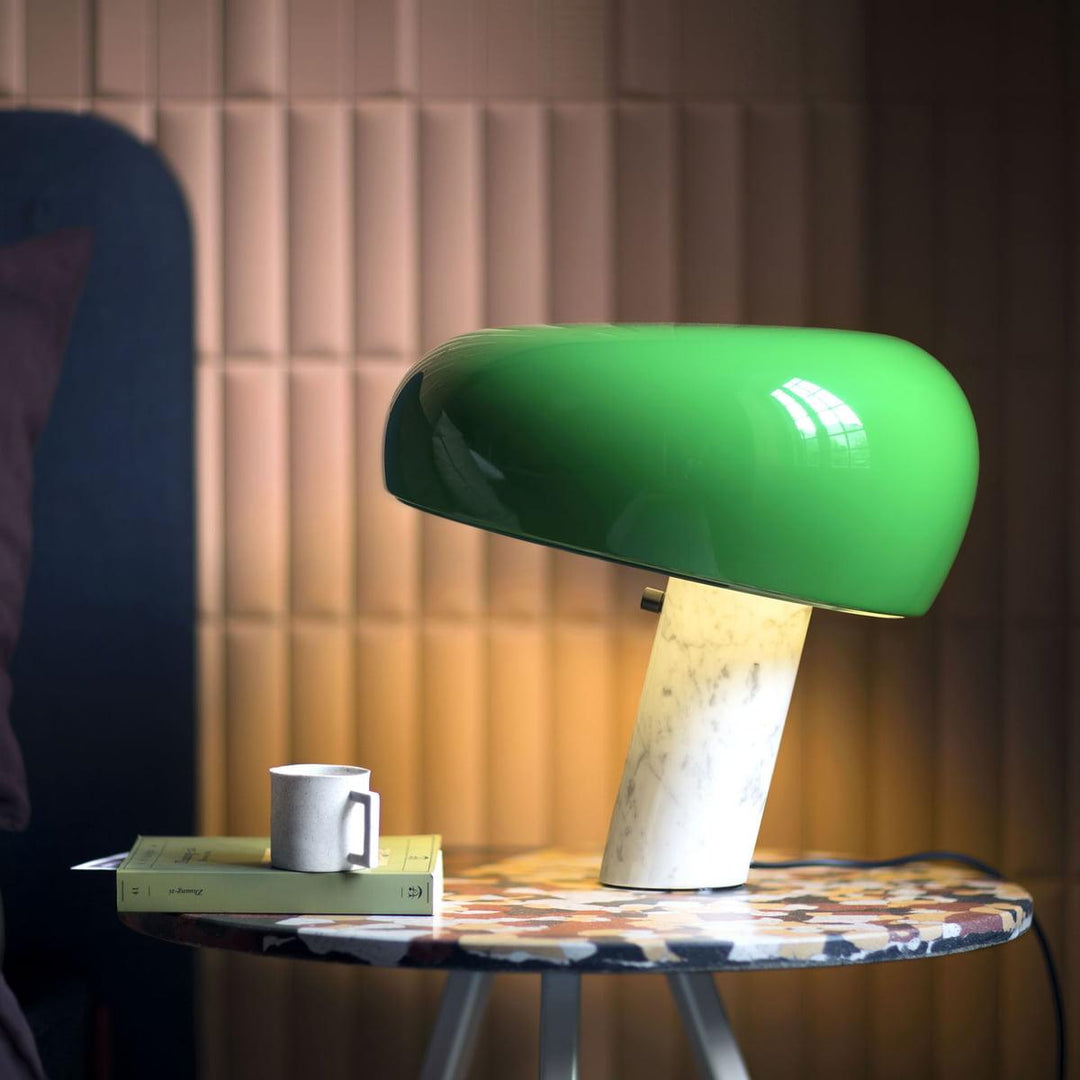 Nucleus Marmor Bordslampa