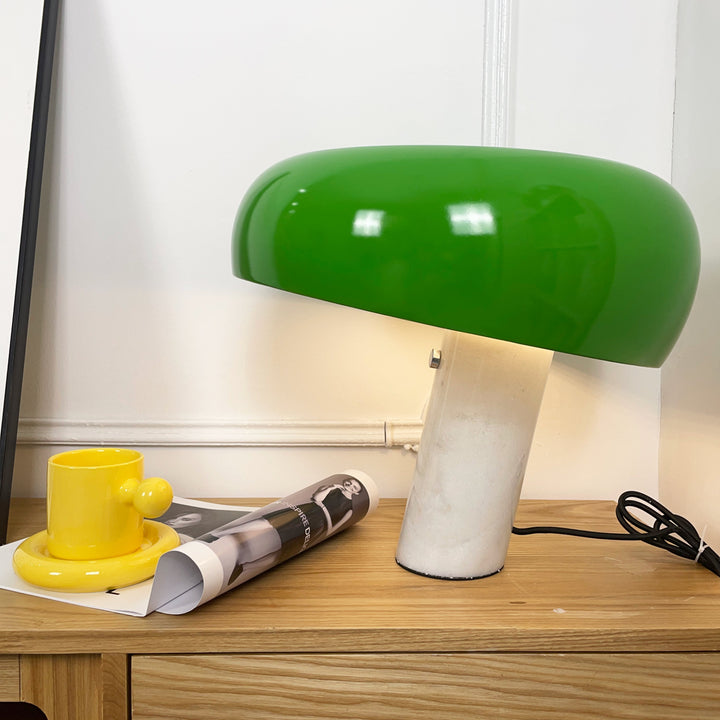 Nucleus Marmor Bordslampa