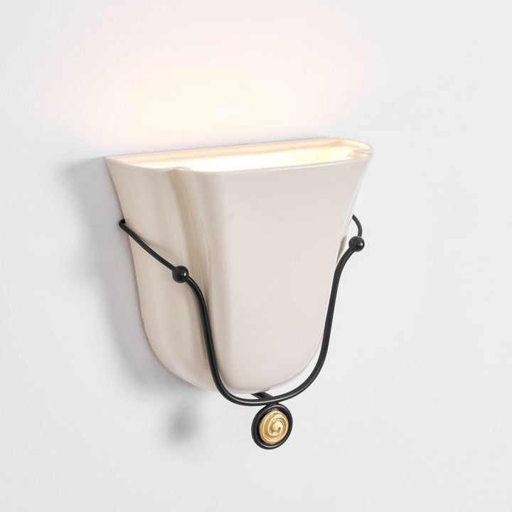Solenne Snäcks vägglampa