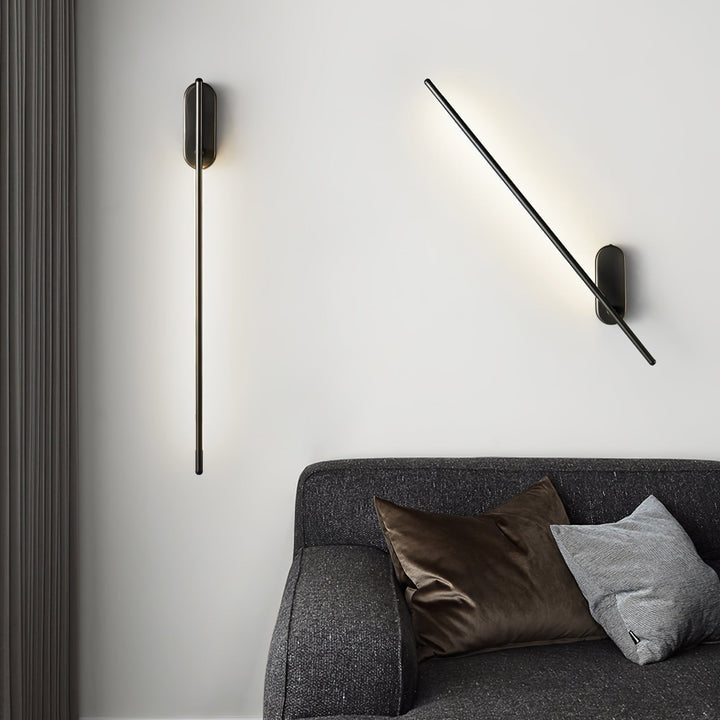 Stickformad Metallvägglampa