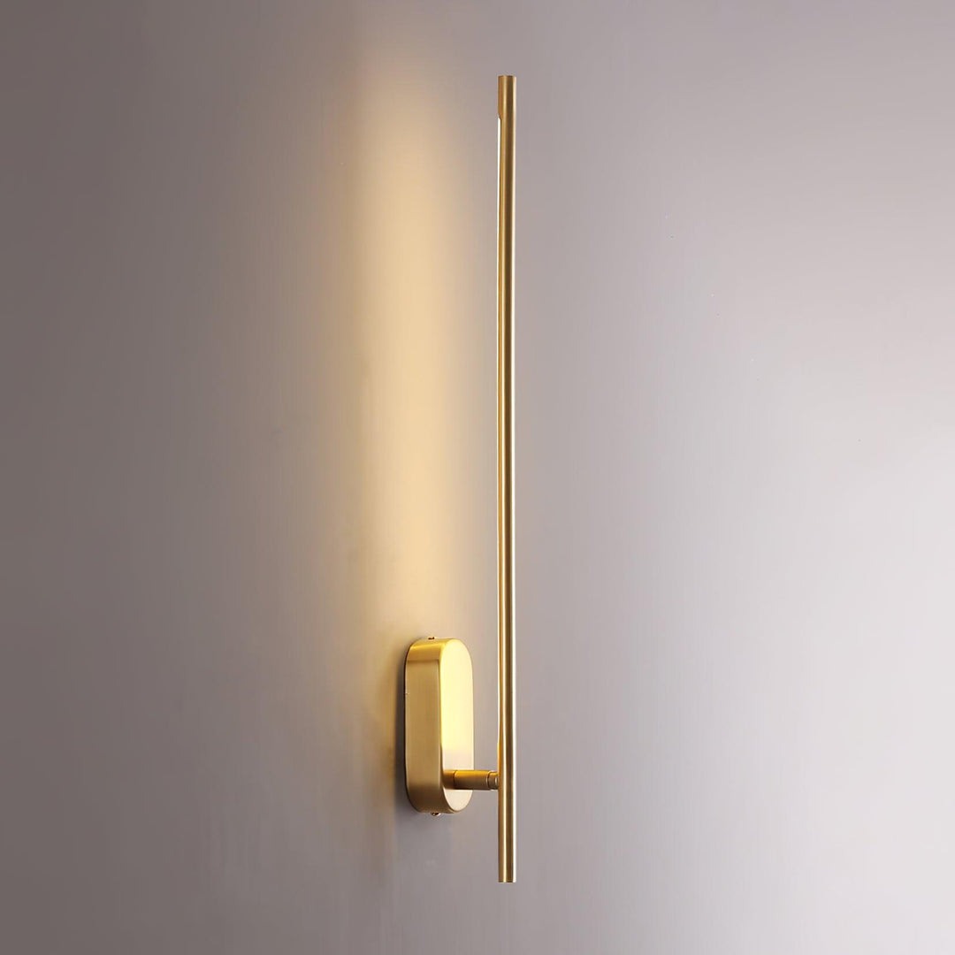 Stickformad Metallvägglampa