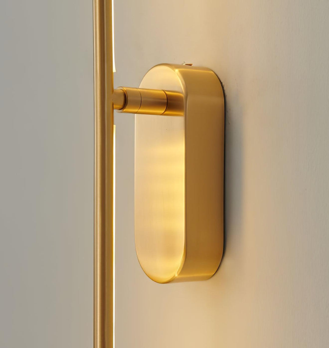 Stickformad Vägglampa med Kontakt