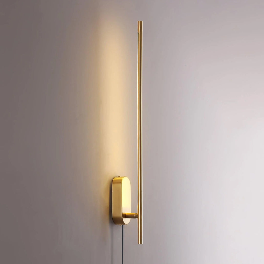 Stickformad Vägglampa med Kontakt