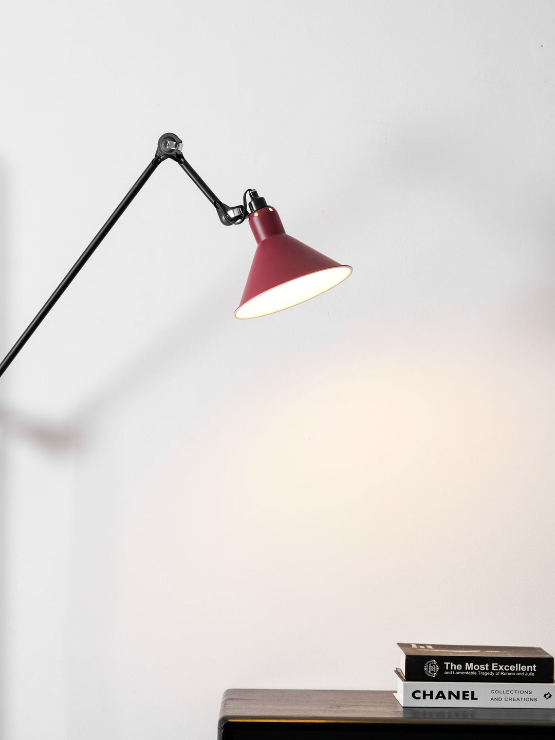 Stödram Rocker Vägglampa