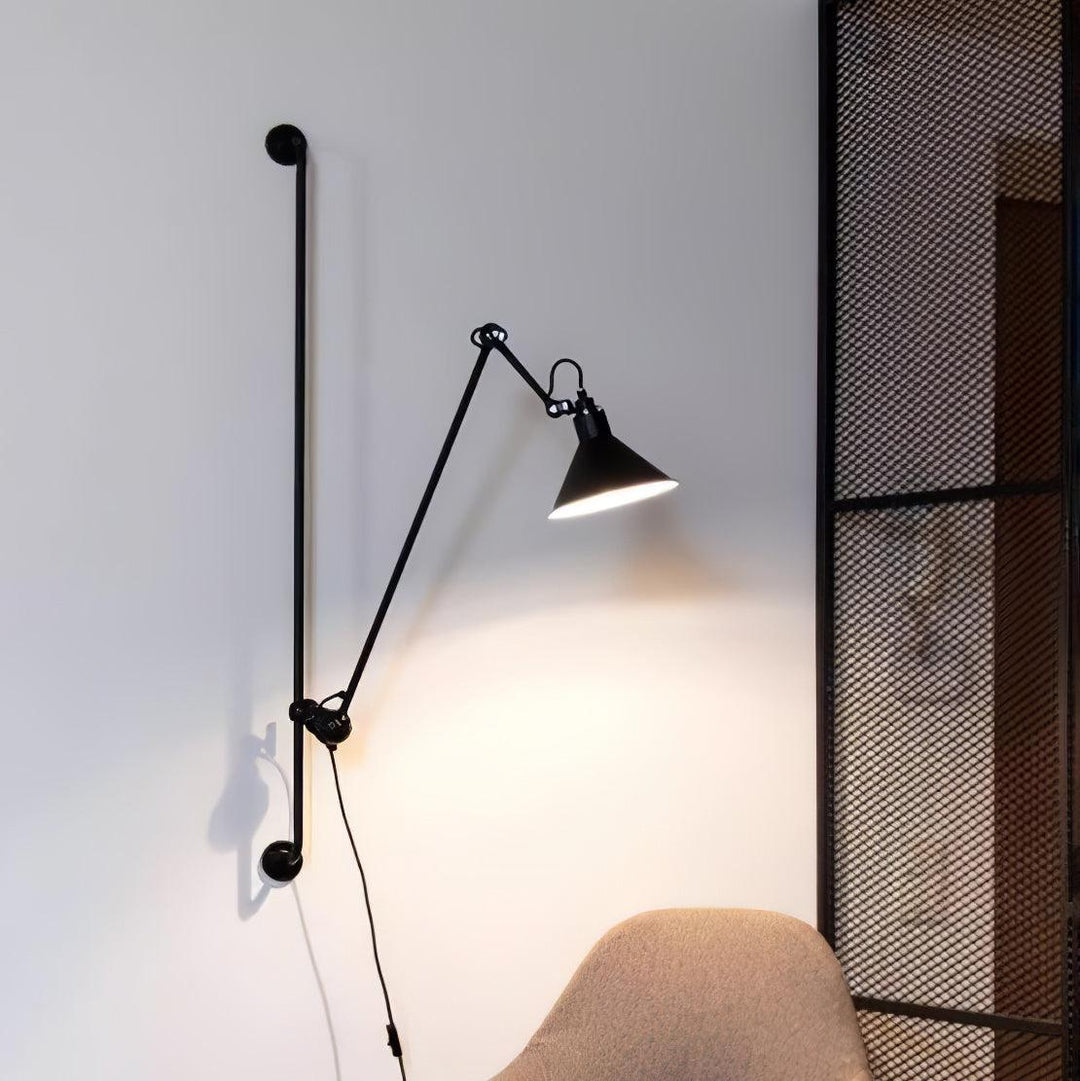 Stödram Rocker Vägglampa