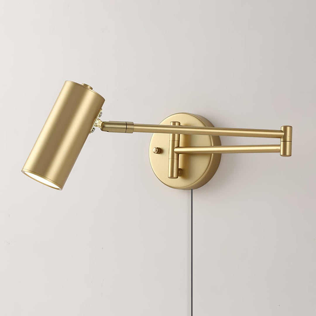 Swing Arm Plug-in Vägglampa
