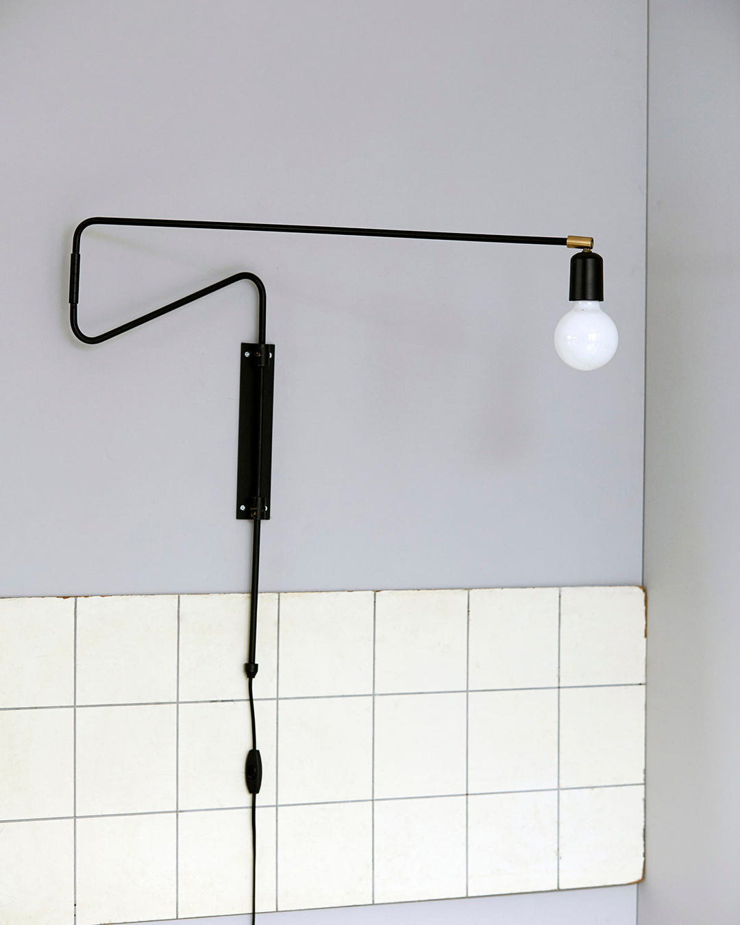 Svängande Vägglampa