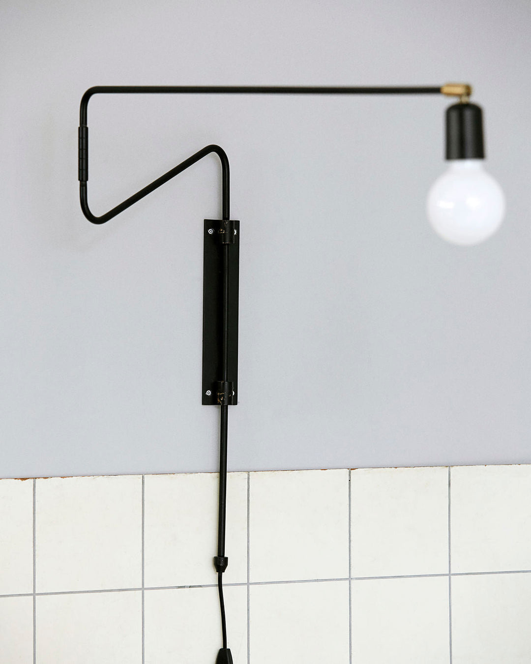 Svängande Vägglampa