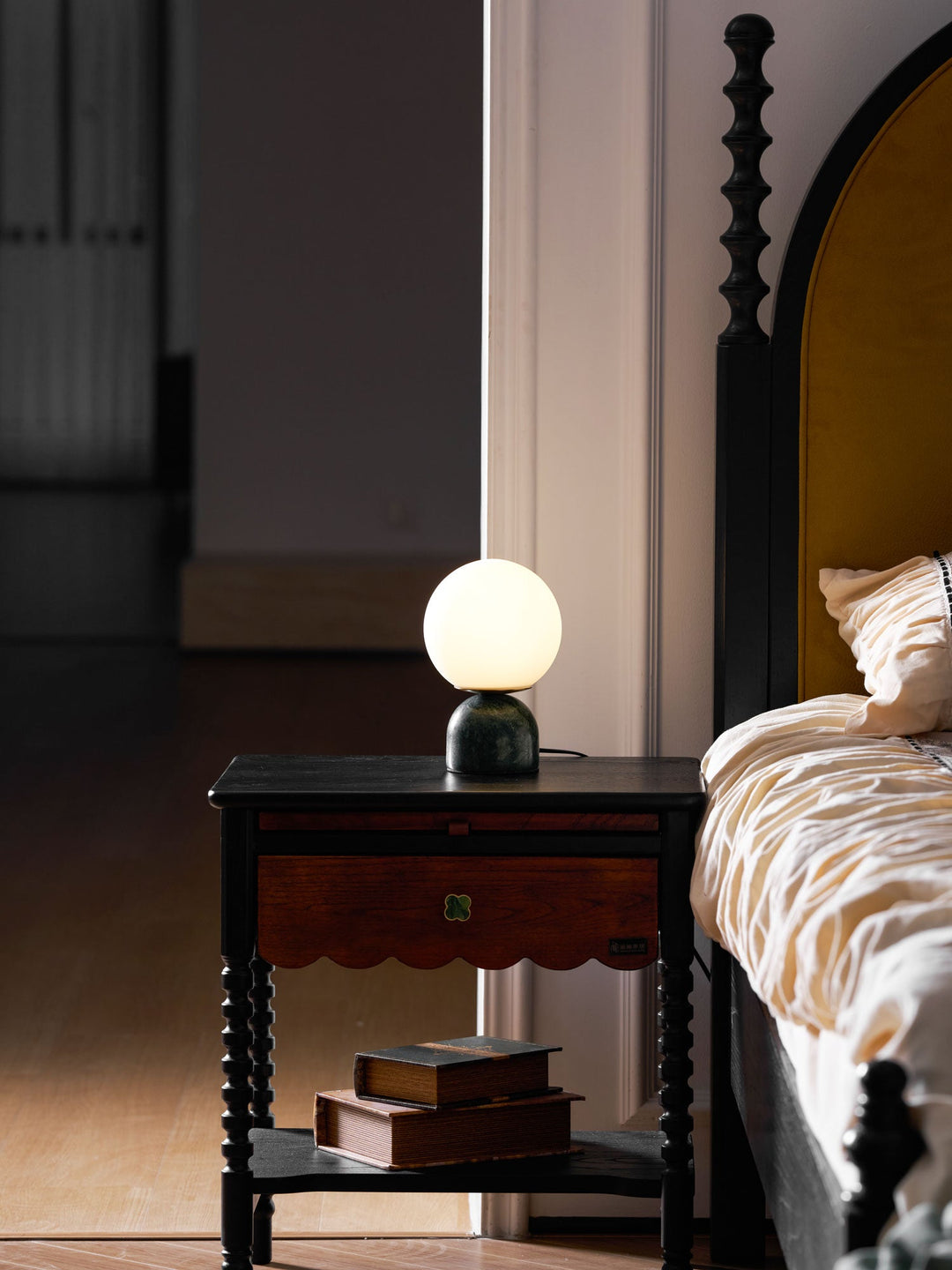 Sylas Marmor Bordslampa