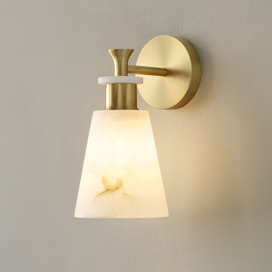 Taperad Alabaster Vägglampa
