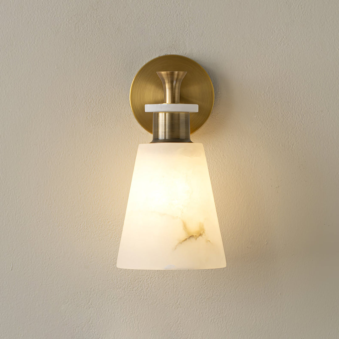 Taperad Alabaster Vägglampa