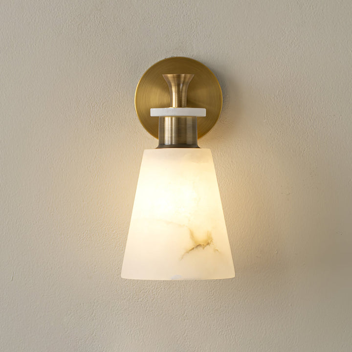 Taperad Alabaster Vägglampa