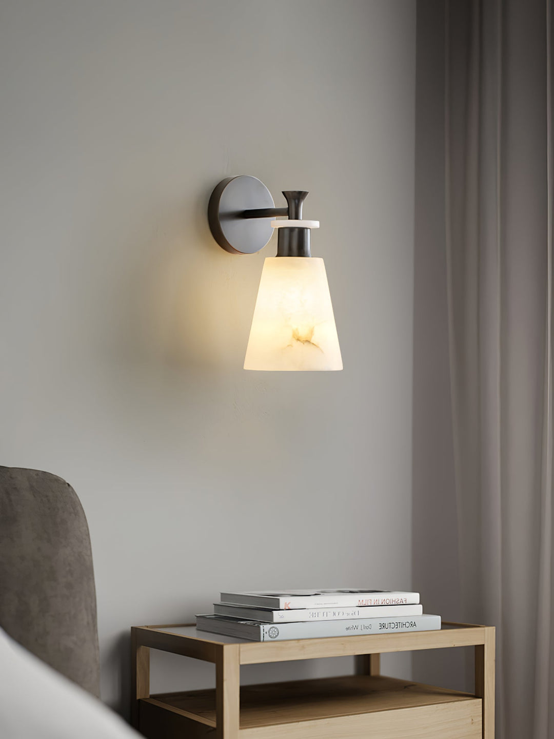 Taperad Alabaster Vägglampa