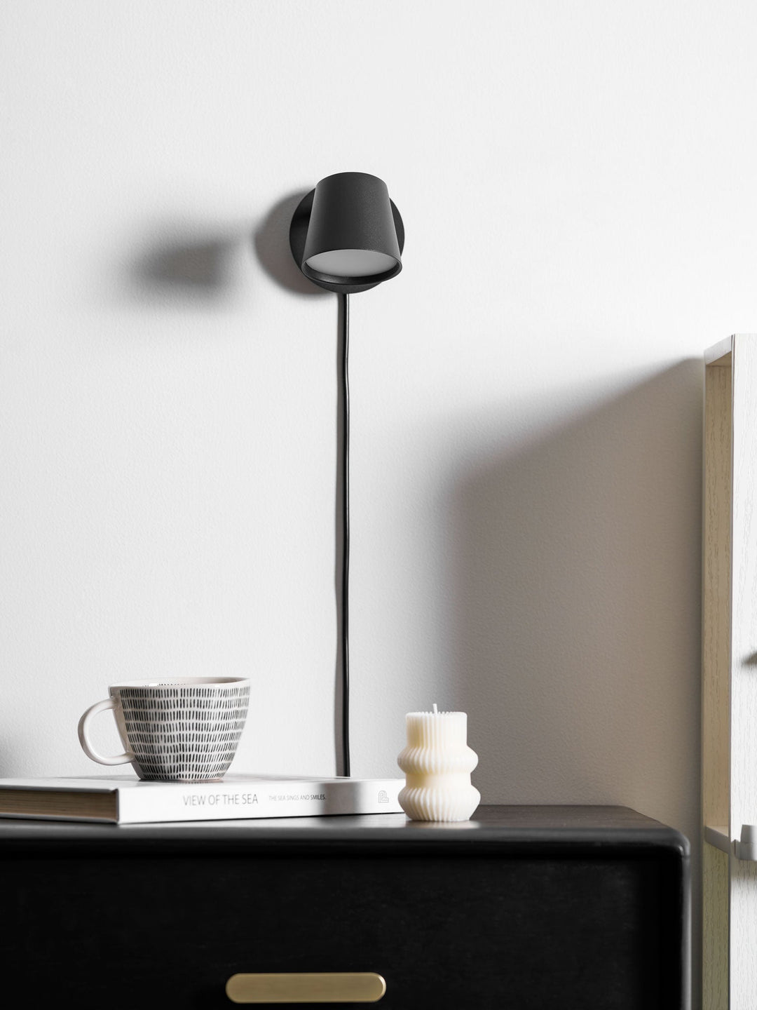 Tip Plug-In Vägglampa