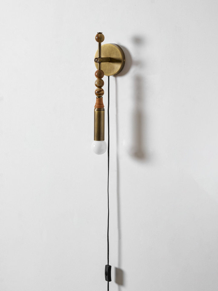 Toam Plug-in Vägglampa