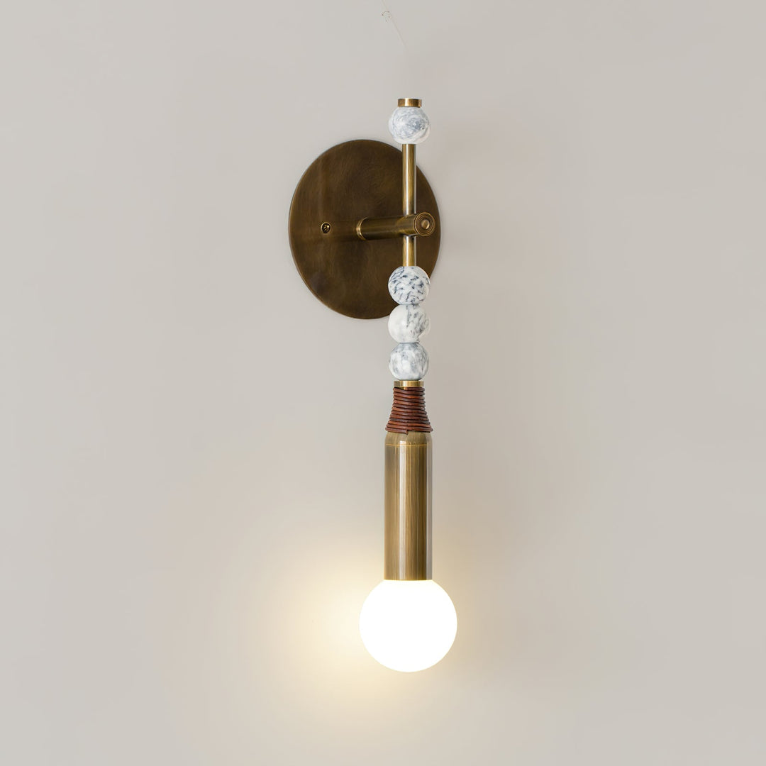 Toam Vägglampa