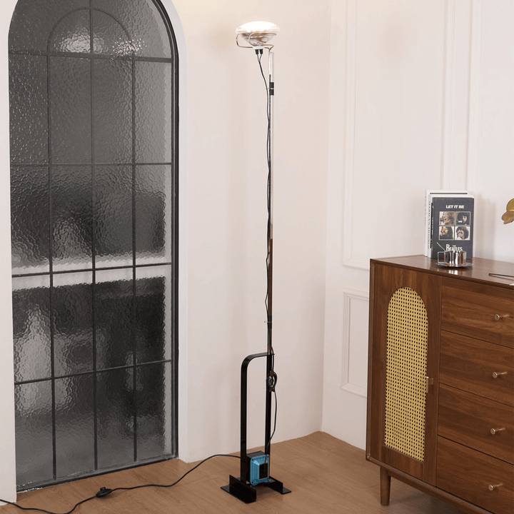 Toio Golvlampa