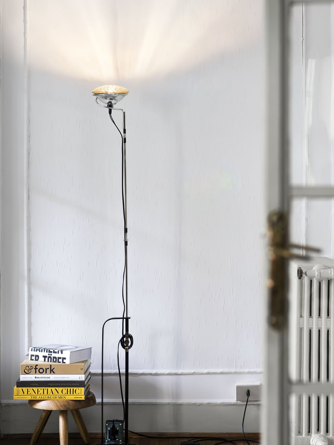 Toio Golvlampa