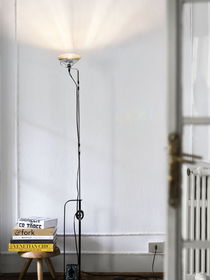 Toio Golvlampa