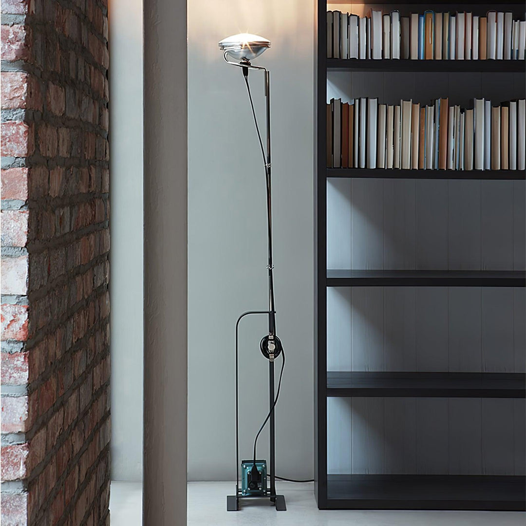 Toio Golvlampa