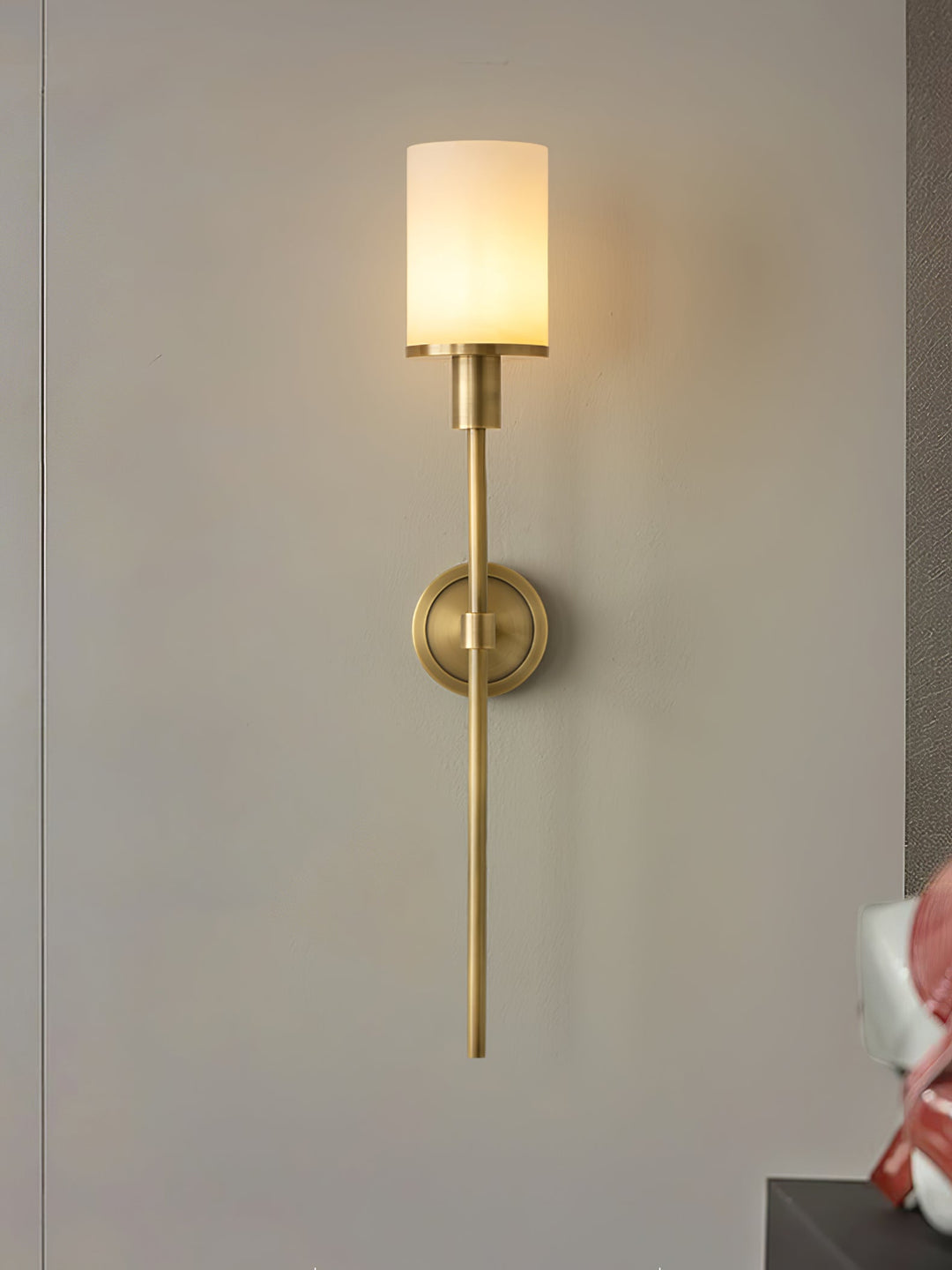 Tracie Classic Alabaster Vägglampa